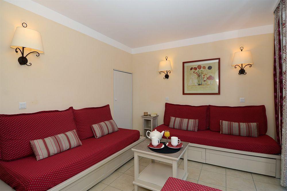 Residence Pierre & Vacances Les Coteaux De Pont-Royal مالمور المظهر الخارجي الصورة