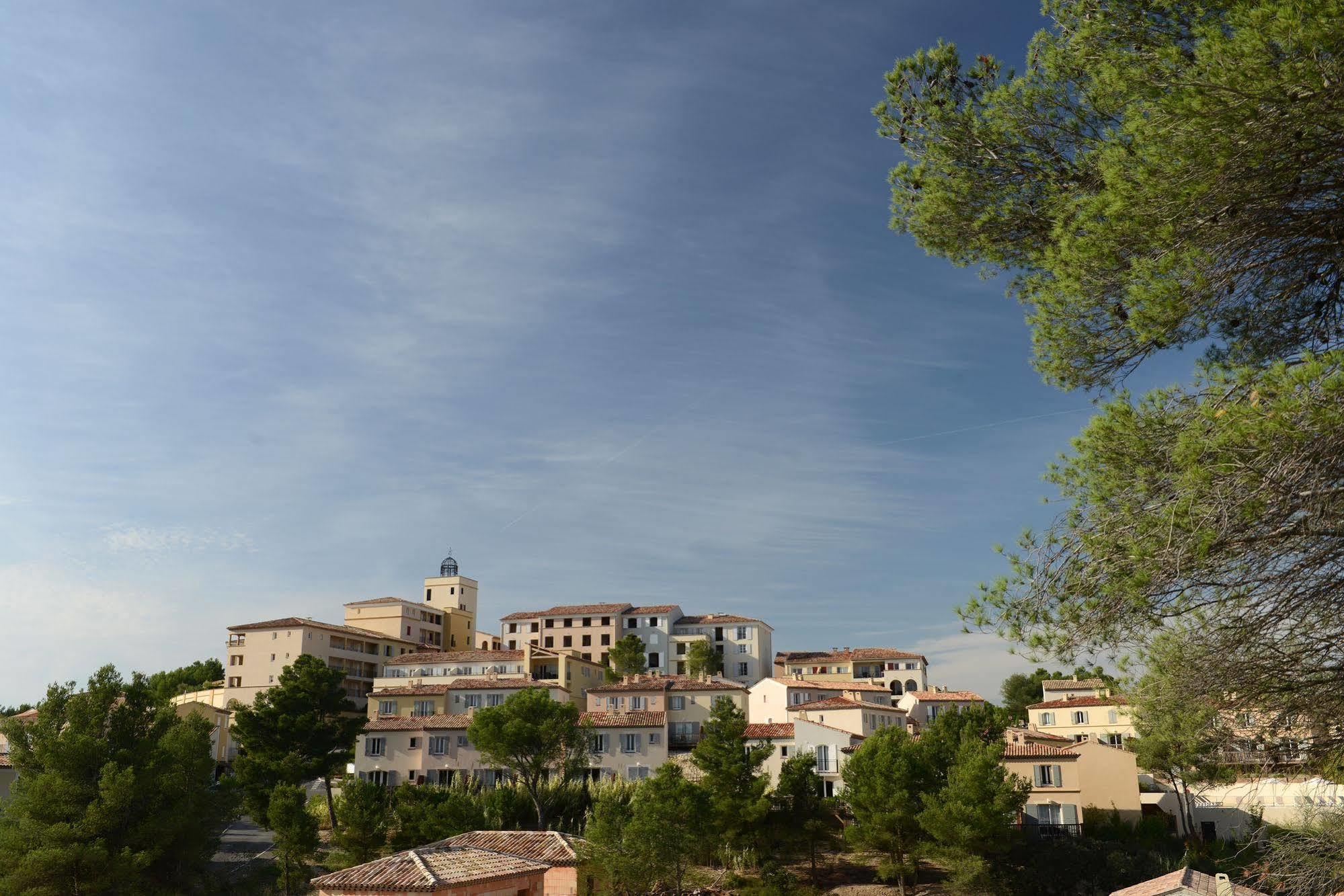 Residence Pierre & Vacances Les Coteaux De Pont-Royal مالمور المظهر الخارجي الصورة