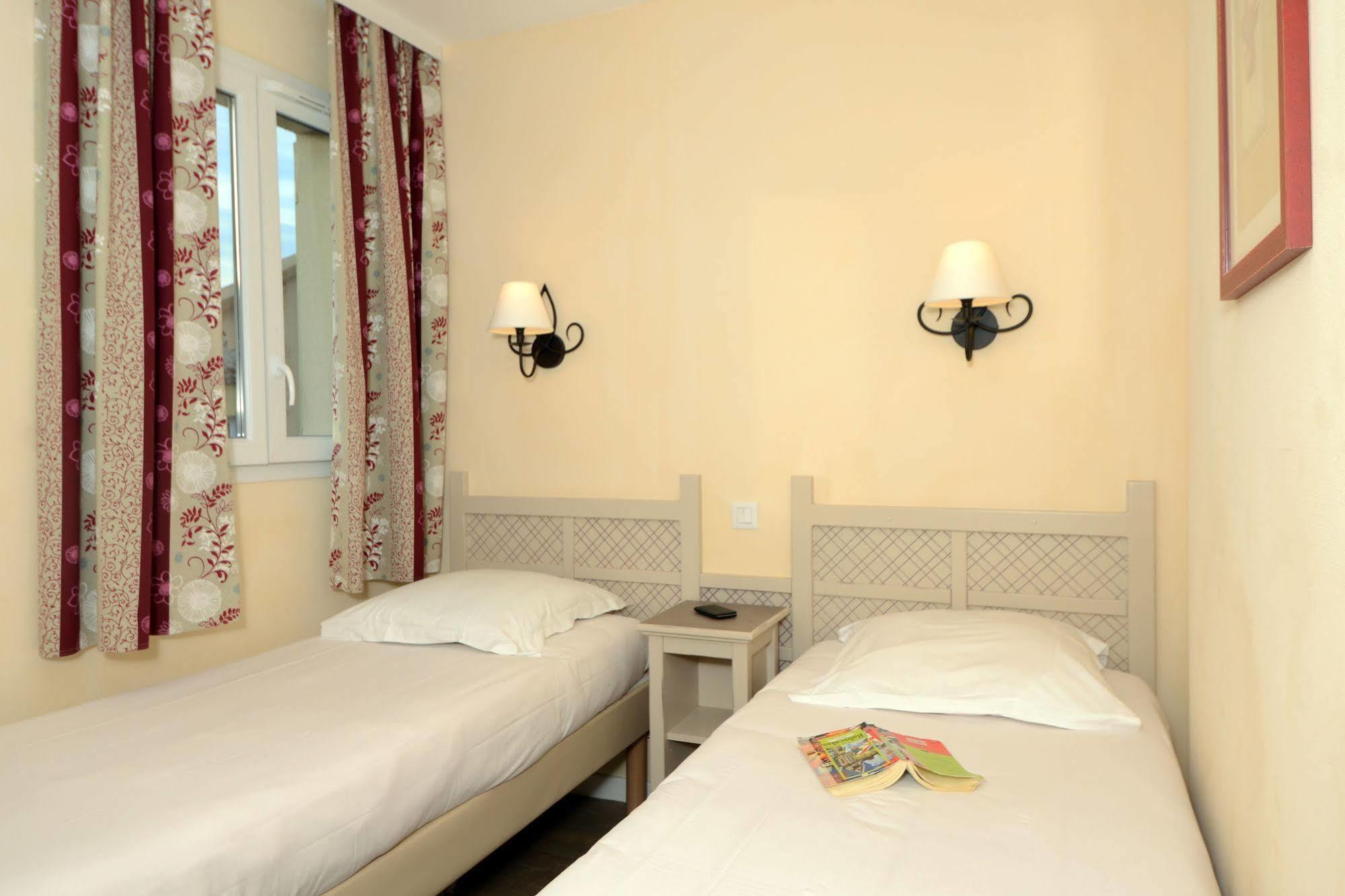Residence Pierre & Vacances Les Coteaux De Pont-Royal مالمور المظهر الخارجي الصورة
