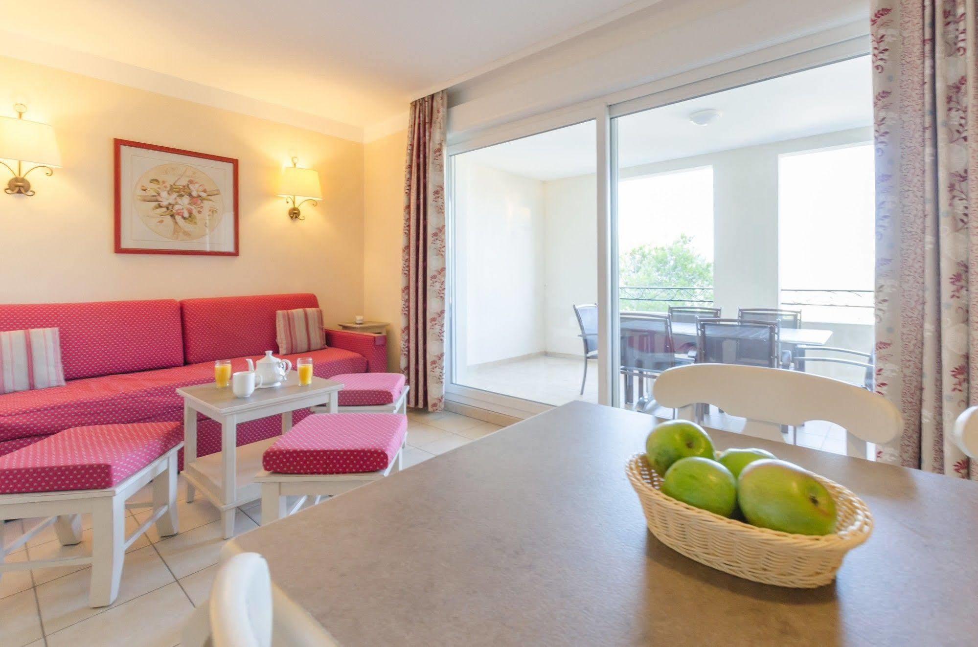 Residence Pierre & Vacances Les Coteaux De Pont-Royal مالمور المظهر الخارجي الصورة