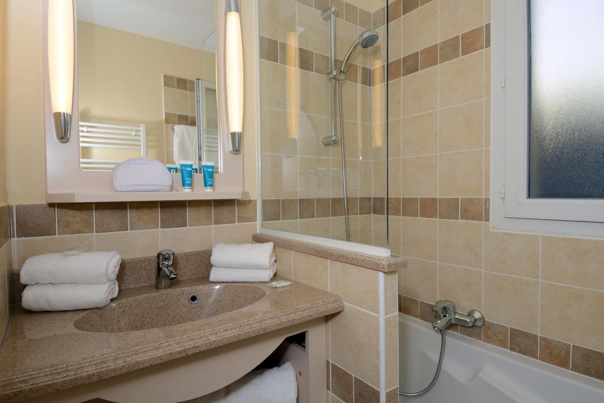Residence Pierre & Vacances Les Coteaux De Pont-Royal مالمور المظهر الخارجي الصورة