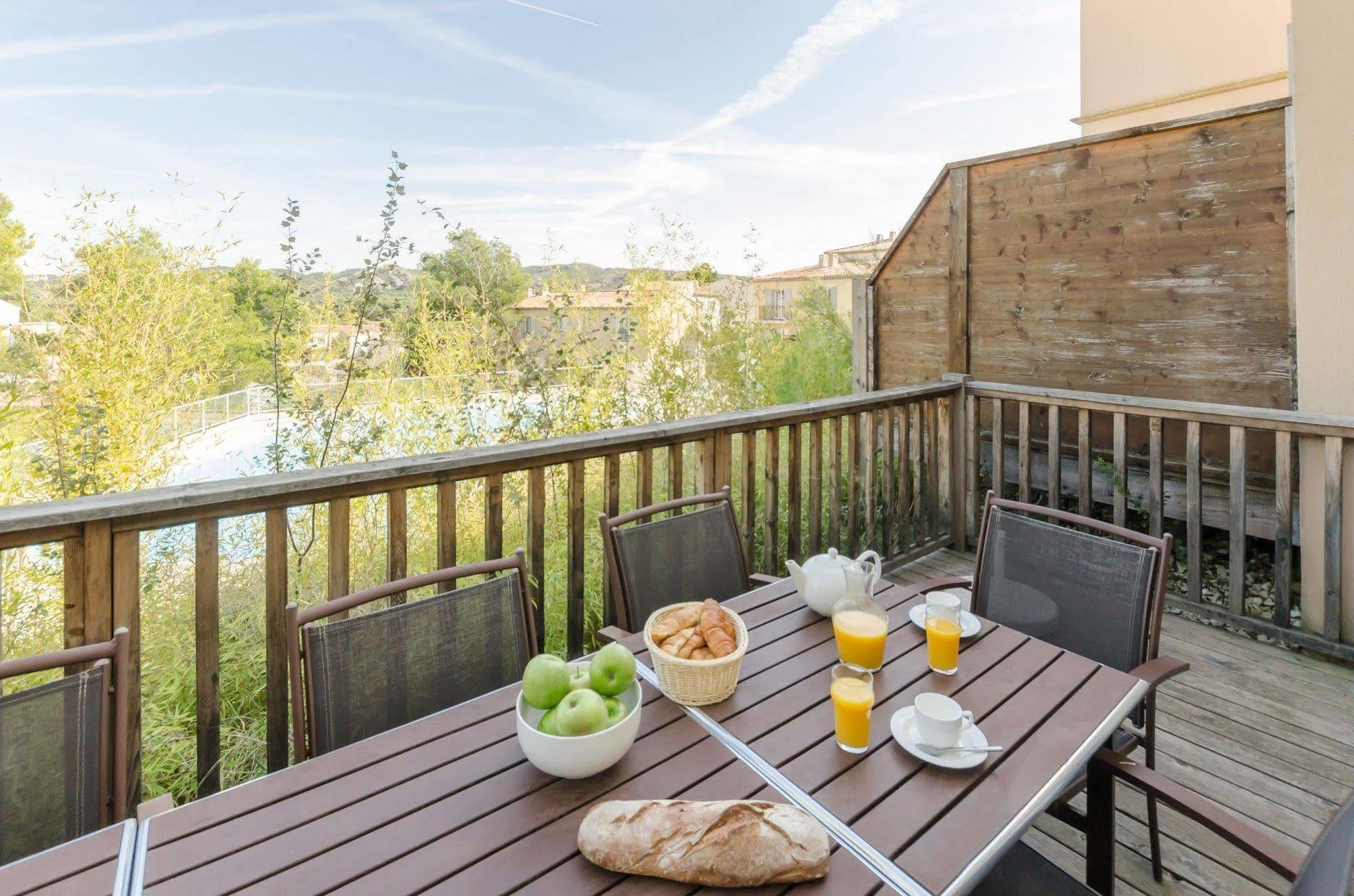 Residence Pierre & Vacances Les Coteaux De Pont-Royal مالمور المظهر الخارجي الصورة
